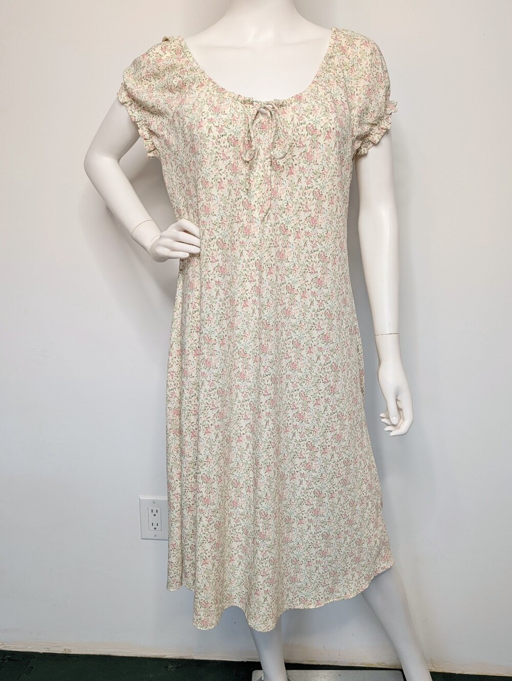 Y2K Cream, Pastel Pink, & Sage Green Floral Puff Sleeve Peasant Midi Dress Boho